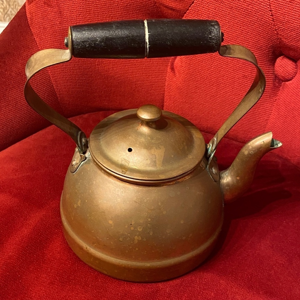 VINTAGE COPPER TEA KETTLE